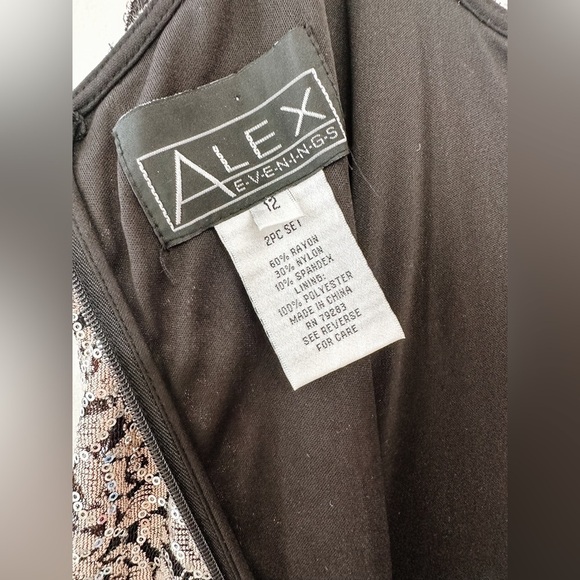 Vintage - Alex Evenings - Sequin Gown - Scoop Neck - Size 12 - Picture 12 of 15